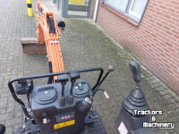 Bandenkraan / Graafmachine op wielen Hitachi ZX 10U