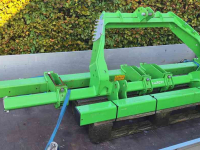 Schoffelmachine / Schoffelbalk  3-punts frame met 3 mtr balk en extra balk voor loopwielen