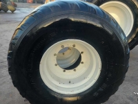 Wielen, Banden, Velgen & Afstandsringen Nokian 550/60R22.5 en 710/55R34 Gazonbanden