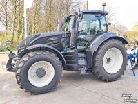 Tractor / Trekker Valtra T215 D