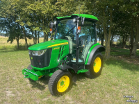 Smalspoor tractor John Deere 3046R