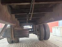 Vierwielige wagen / Landbouwwagen  Platte wagen / Landbouwwagen / Materiaalwagen /  Werktuigenwagen / Balenwagen / Vierwielige wagen