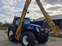 Tractor / Trekker  New holland 7050 Tractor + Herder MBK 513 LSH