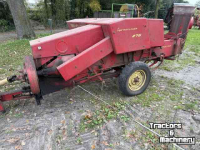 Persen / Balenpers / Pakkenpers New Holland 1 x NH276 + 1 x NH286 balenpers