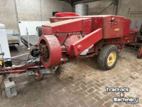 Persen / Balenpers / Pakkenpers New Holland 1 x NH276 + 1 x NH286 balenpers