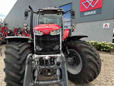 Tractor / Trekker Massey Ferguson 7S.180 DYNA-6 Exclusive