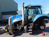 Tractor / Trekker New Holland T8020 Spare parts / Onderdelen