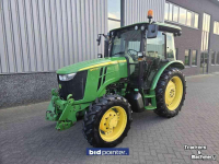 Tractor / Trekker John Deere 5100M