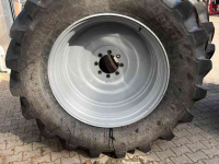 Wielen, Banden, Velgen & Afstandsringen BKT 900/50r42 en 600/65r28