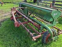 Zaaimachine Kongskilde Kongskilde cultivator met hassia zaaimachine
