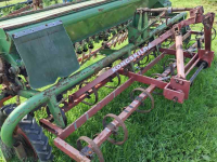 Zaaimachine Kongskilde Kongskilde cultivator met hassia zaaimachine