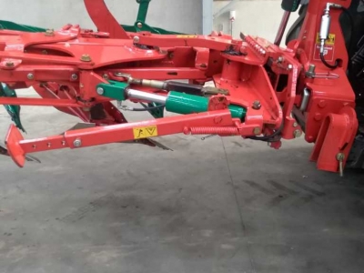 Ploegen Kverneland EG  100 / 300
