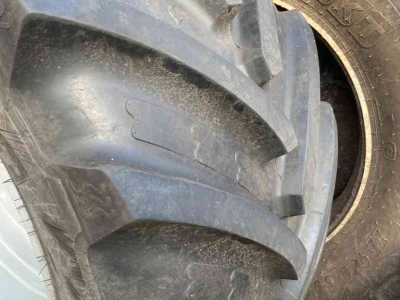 Wielen, Banden, Velgen & Afstandsringen BKT 900/50r42 en 600/65r28