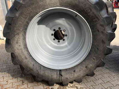 Wielen, Banden, Velgen & Afstandsringen BKT 900/50r42 en 600/65r28