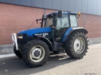 Tractor / Trekker New Holland 8160 Tractor