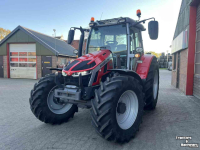 Tractor / Trekker Massey Ferguson 5S.145 Dyna-6 Excusive tractoren.