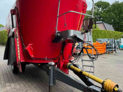 Voermengwagen Peecon VME 250 Voermengwagen voermachines