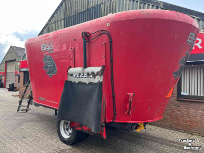 Voermengwagen Peecon VME 250 Voermengwagen voermachines