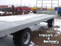 Vierwielige wagen / Landbouwwagen  Balenwagens div. modellen