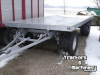 Vierwielige wagen / Landbouwwagen  Balenwagens