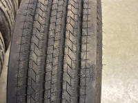 Wielen, Banden, Velgen & Afstandsringen  Onbekend 295/60X22,5 BUITENBAND