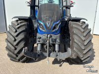 Tractor / Trekker Valtra Q245