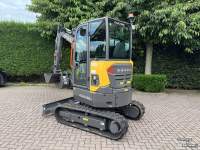 Graafmachine Volvo ECR 25E