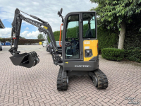 Graafmachine Volvo ECR 25E