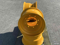 Wielen, Banden, Velgen & Afstandsringen JCB W11x18  8 gaats  JCB 41/940370 JCB 406-407-409