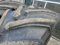 Wielen, Banden, Velgen & Afstandsringen Trelleborg 600/60R30 TM1060. 35 mm