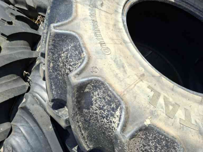 Wielen, Banden, Velgen & Afstandsringen Continental 420/85R24