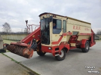 Zelfrijdende Voermengwagen RMH 630 CS