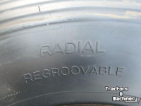 Wielen, Banden, Velgen & Afstandsringen  335/80R20 8 gaats velg