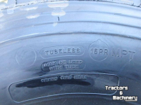 Wielen, Banden, Velgen & Afstandsringen  335/80R20 8 gaats velg