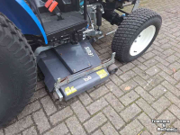 Compact tractor New Holland Boomer 35
