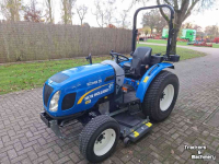 Compact tractor New Holland Boomer 35