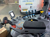 Compact tractor New Holland T6.180 Dynamic Command tractor trekker
