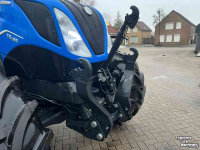 Compact tractor New Holland T6.180 Dynamic Command tractor trekker