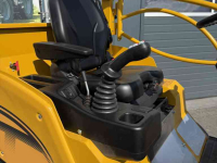 Shovel / Wiellader / Kniklader Eurotrac W12 S nieuw model!
