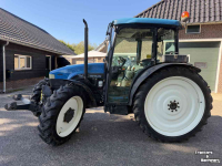 Tractor / Trekker New Holland TN75+Fronthef en Airco