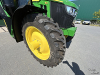 Tractor / Trekker John Deere 6M 125