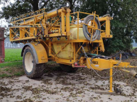 Getrokken Veldspuit Dubex Mentor 4000ltr 40mtr