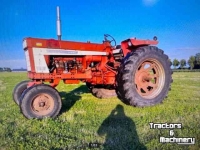 Tractor / Trekker International Farmall 666