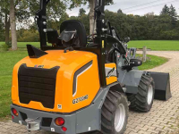 Shovel / Wiellader / Kniklader Giant 2700 HD