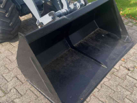 Shovel / Wiellader / Kniklader Giant 2700 HD