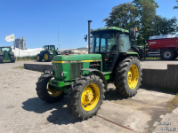 Tractor / Trekker John Deere 3140