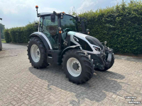 Tractor / Trekker Valtra G125