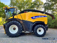 Veldhakselaar New Holland FR 700