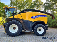 Veldhakselaar New Holland FR 700 hakselaar