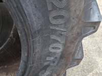 Wielen, Banden, Velgen & Afstandsringen Taurus 520/70R38